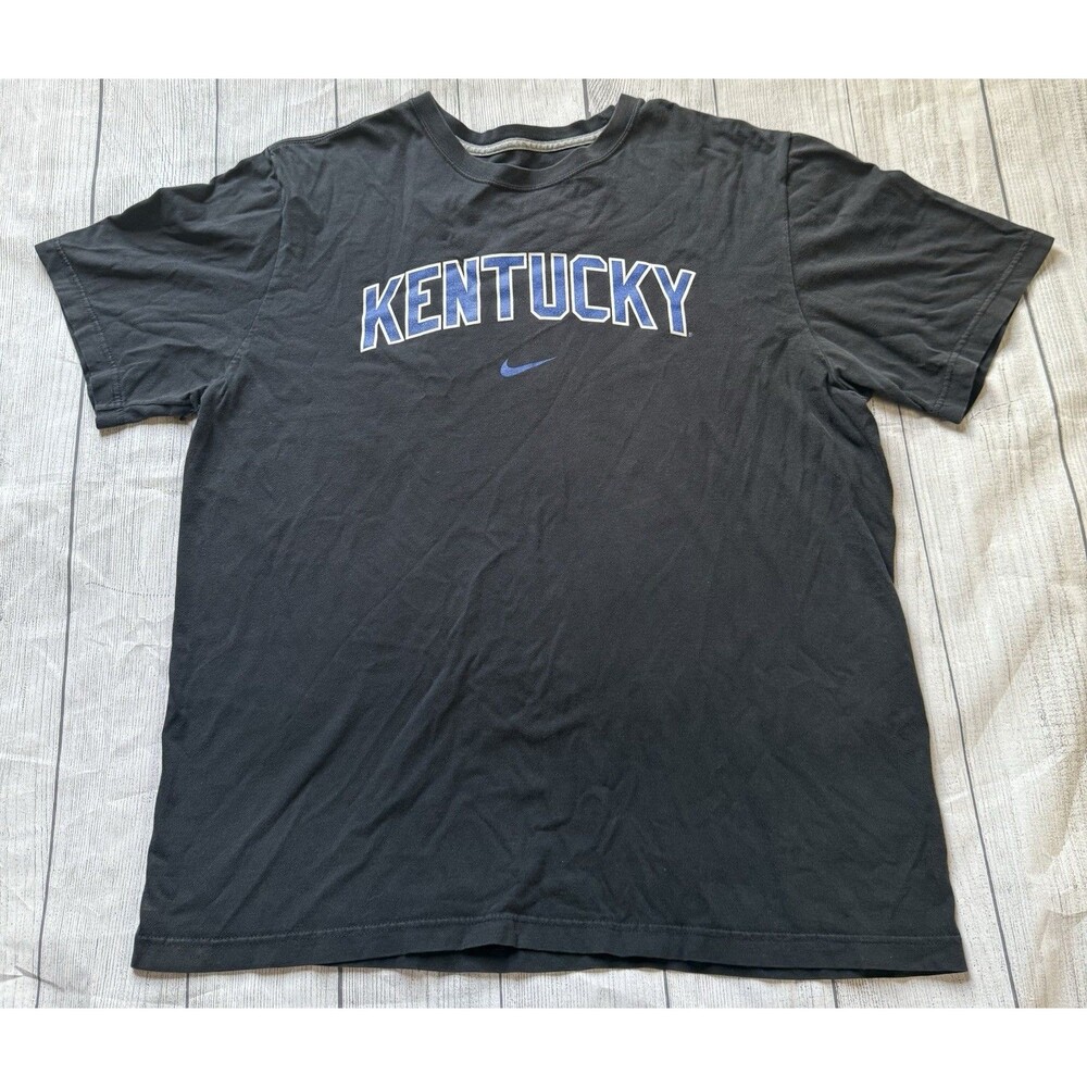 Nike University Of Kentucky Wildcats T-Shirt Regular Fit Mens XL Distressed Hole